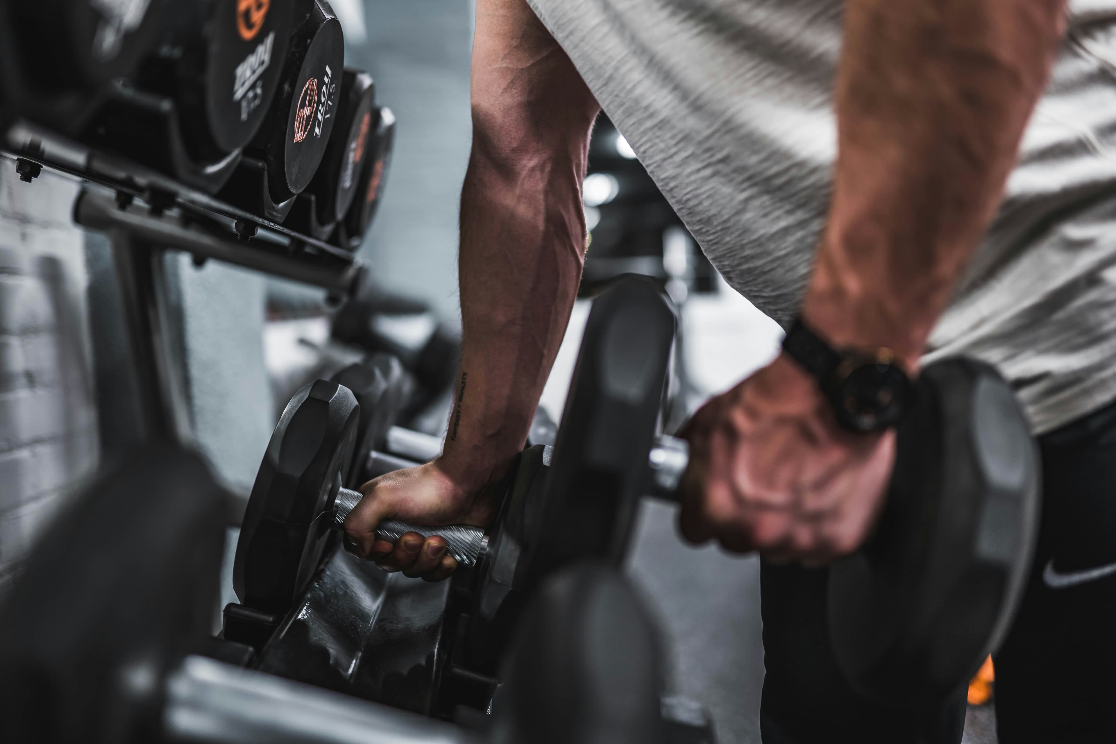 Progressive Overload Là Gì? Bí Quyết Giúp Cơ Bắp Phát Triển Liên Tục